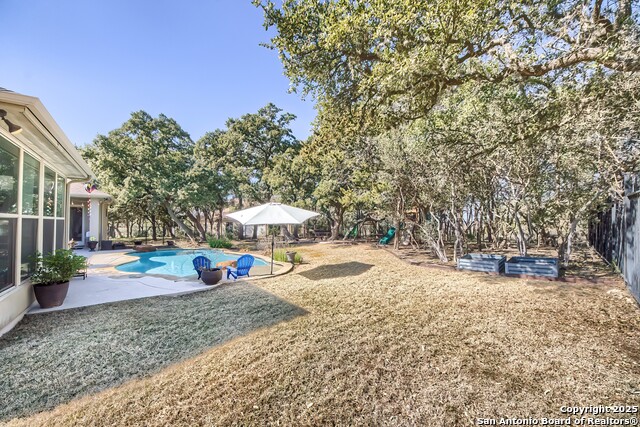 Listing photo id 38 for 9850 Trophy Oaks