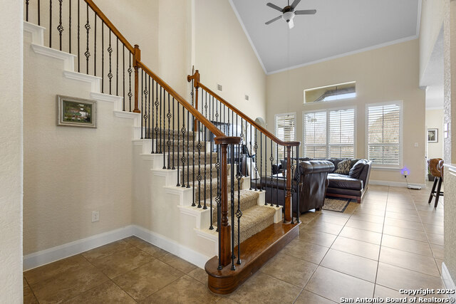 Listing photo id 5 for 9718 Rosemire Way