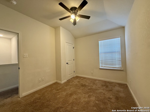 Listing photo id 10 for 10318 Candlewood Way  102