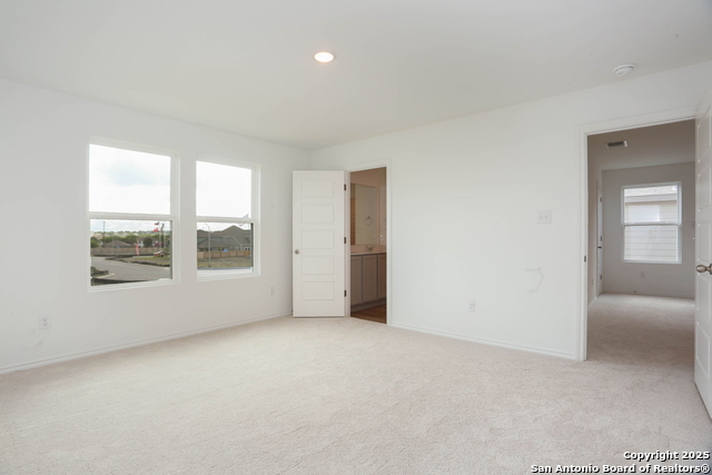 Listing photo id 21 for 7823 Canyon Cove