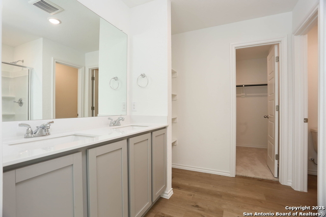 Listing photo id 25 for 7823 Canyon Cove