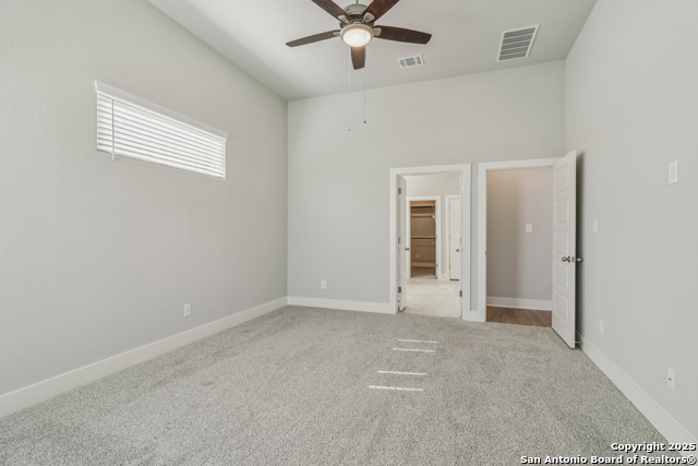 Listing photo id 12 for 29210 Angelfish Blvd