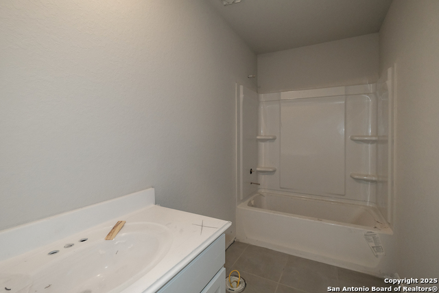 Listing photo id 6 for 21203 Jordans Ranch Way