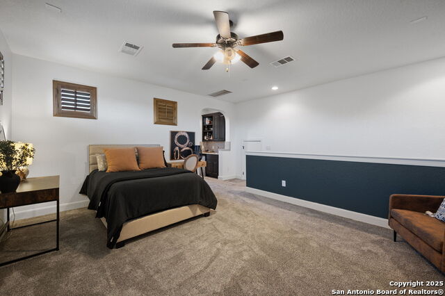 Listing photo id 24 for 2610 Lions Den