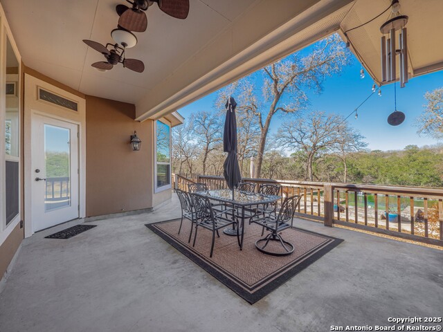 Listing photo id 26 for 352 Rose Meadow Dr