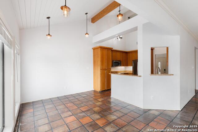 Listing photo id 13 for 13614 Camino De Oro