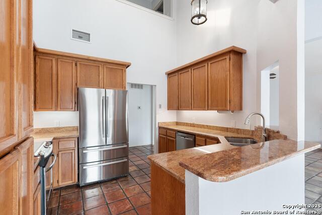 Listing photo id 15 for 13614 Camino De Oro