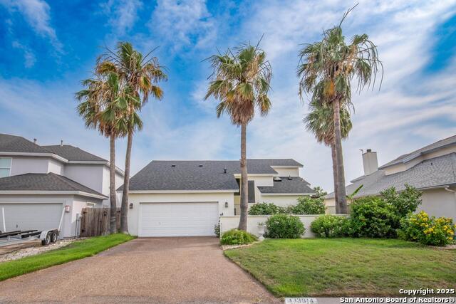 Listing photo id 3 for 13614 Camino De Oro