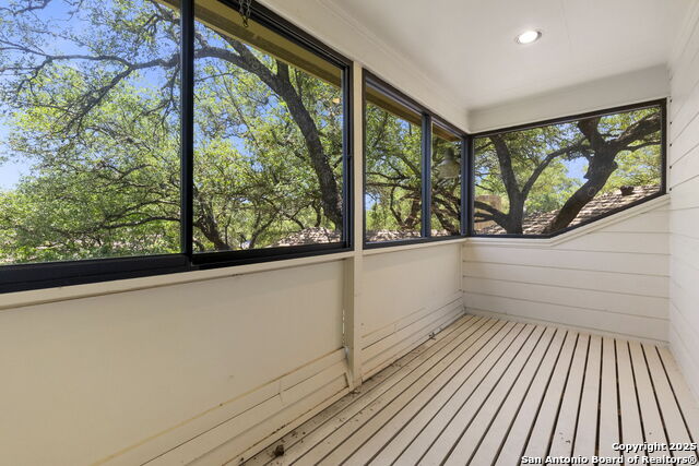 Image 31 of 36 For 311 Ridge Bluff