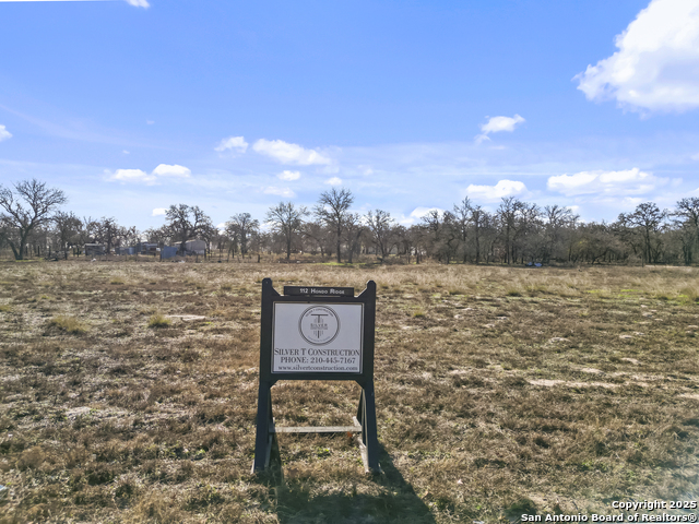 Listing photo id 0 for 112 Hondo Ridge