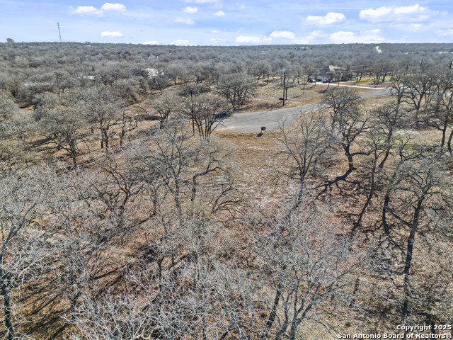 Listing photo id 2 for 161 Hondo Ridge