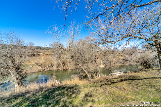 Image 36 of 41 For 178 River Trail