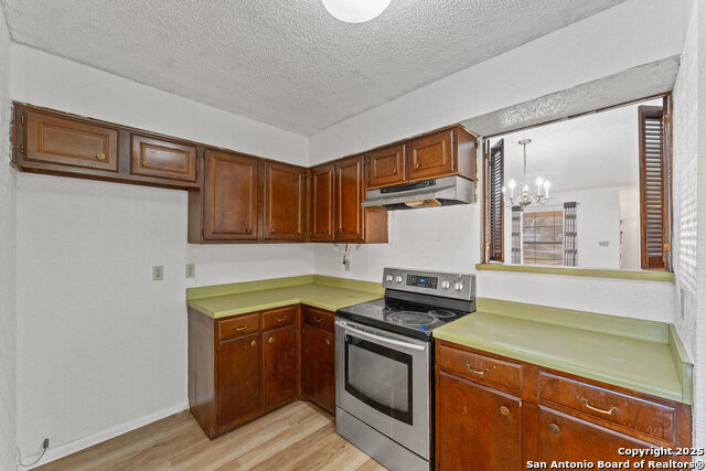 Listing photo id 9 for 5017 Concord Rdg