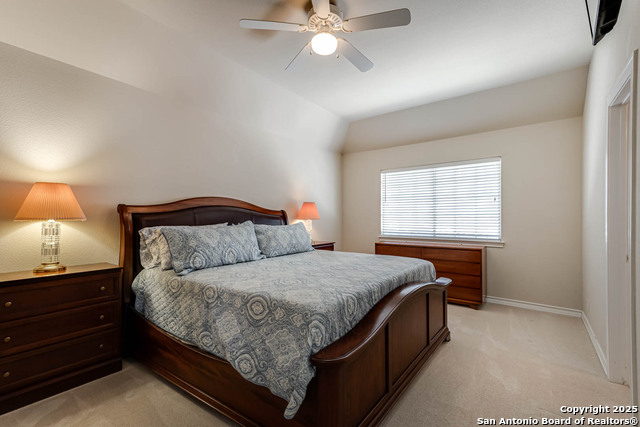 Listing photo id 27 for 18402 Rogers Pike