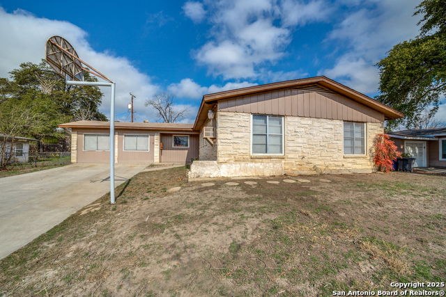 Details for 223 Southill Rd, San Antonio, TX 78201