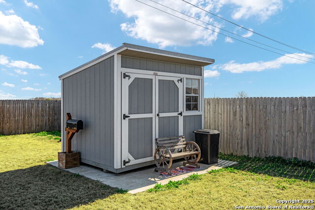 Image 27 of 27 For 439 Agave Cir