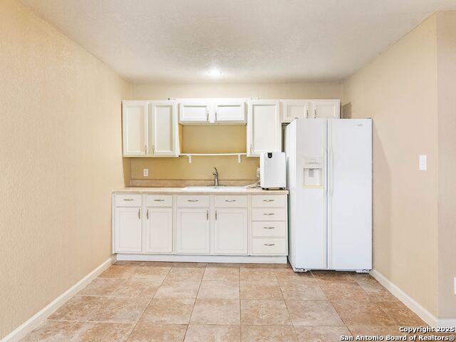 Listing photo id 28 for 12422 Petite Ave