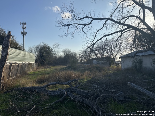 Listing photo id 2 for 11491 Fm 1518