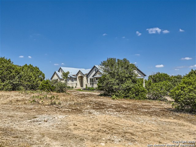 Listing photo id 30 for 103 River Mtn Dr