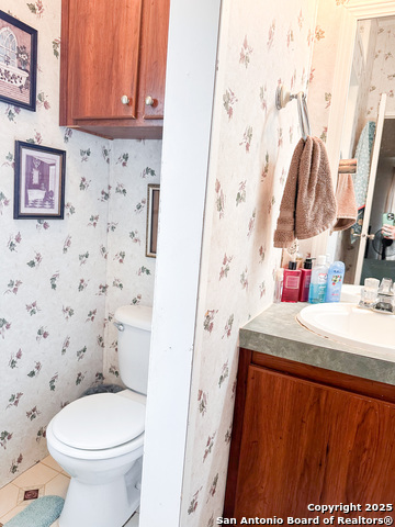 Listing photo id 8 for 348 15th