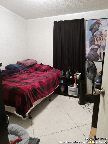 Listing photo id 15 for 348 15th