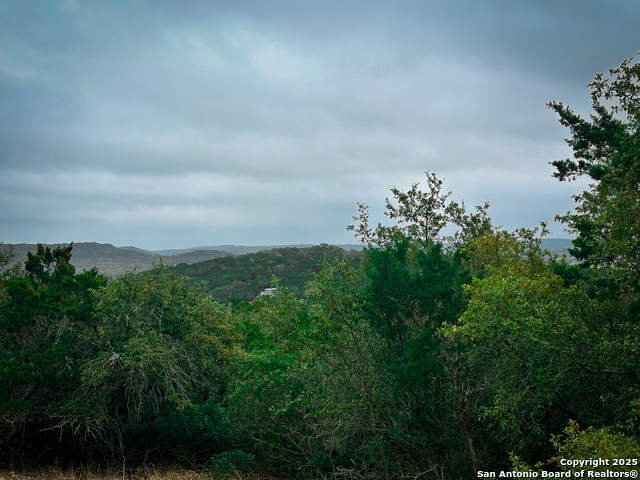 Listing photo id 1 for 348 15th