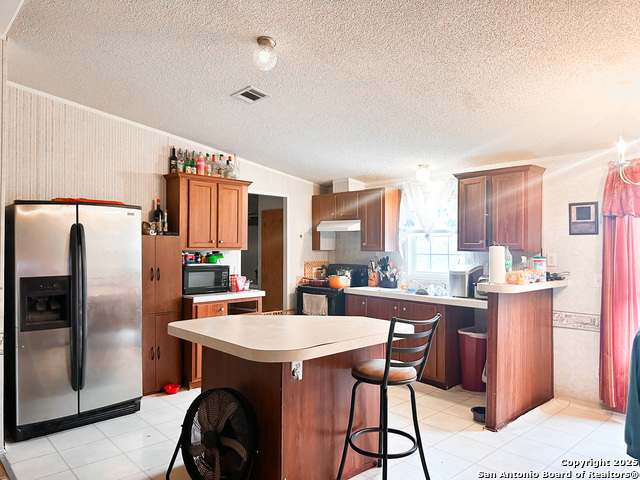 Listing photo id 7 for 348 15th