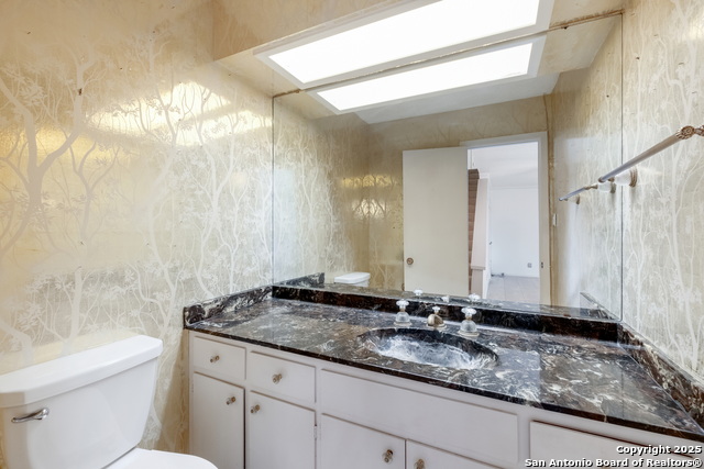 Image 10 of 22 For 8715 Starcrest Dr  45