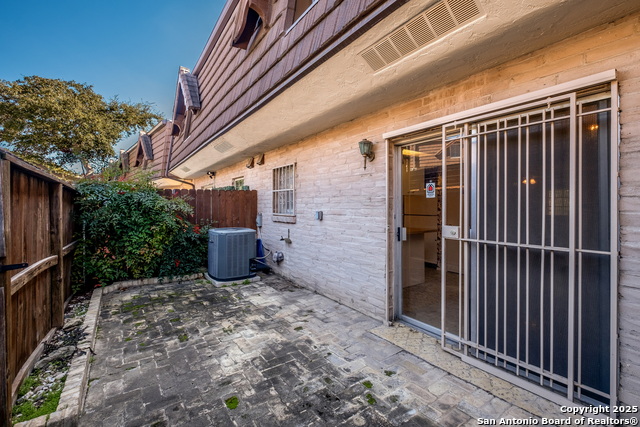 Image 16 of 22 For 8715 Starcrest Dr  45
