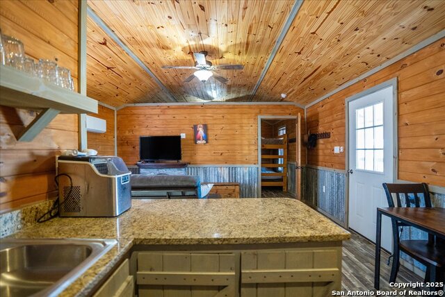 Image 10 of 38 For 129 & 131 Ling Rd