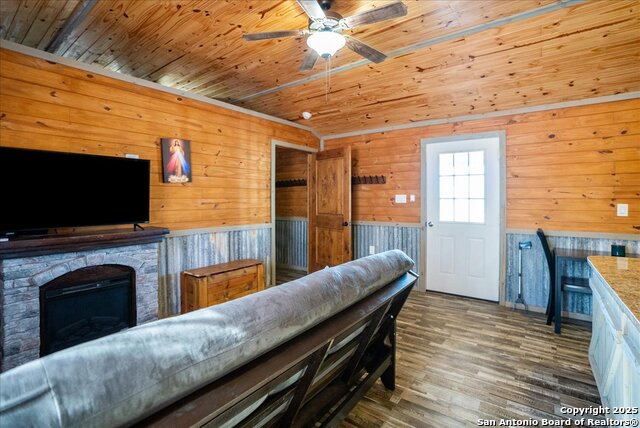 Image 12 of 38 For 129 & 131 Ling Rd