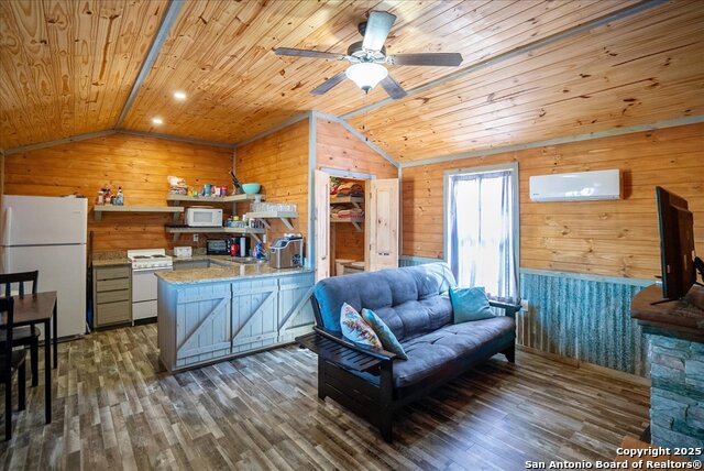 Image 14 of 38 For 129 & 131 Ling Rd