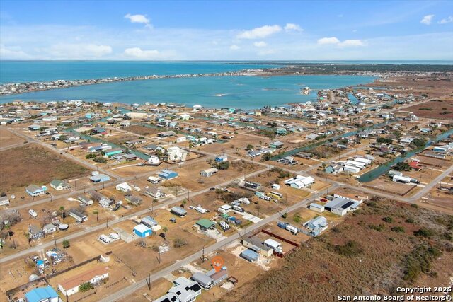 Image 32 of 38 For 129 & 131 Ling Rd