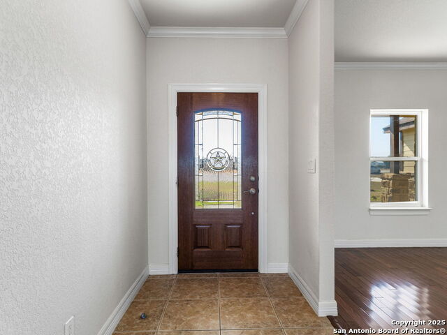 Listing photo id 1 for 203 Colette Ln