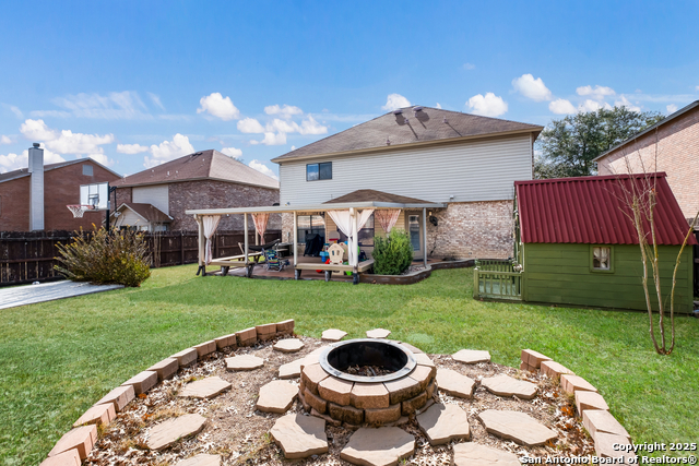 Listing photo id 24 for 2941 Candleberry Dr