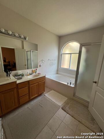 Listing photo id 13 for 756 San Gabriel