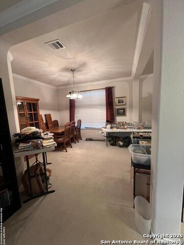 Listing photo id 5 for 756 San Gabriel