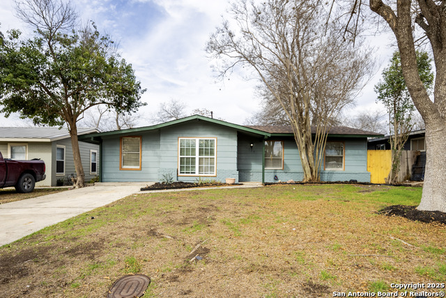 Details for 135 Starlight Ter, San Antonio, TX 78233