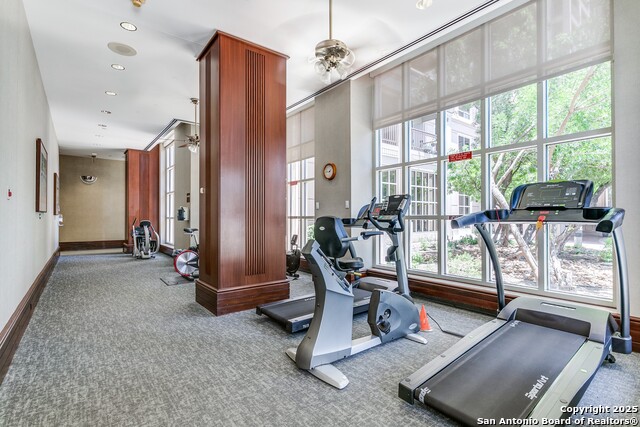 Listing photo id 35 for 1 Towers Park Ln  207