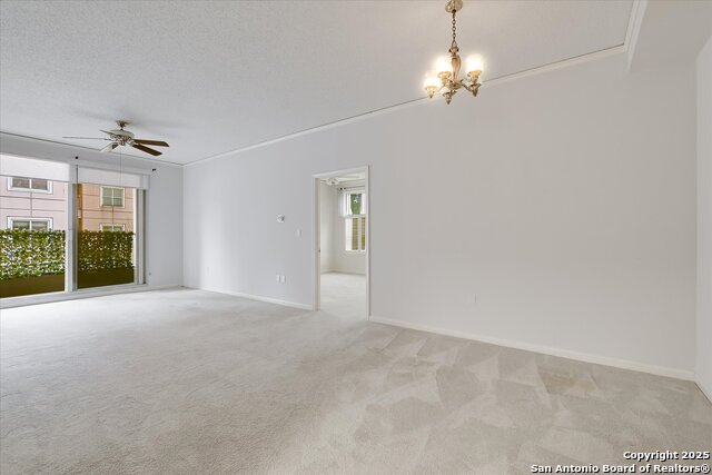 Listing photo id 2 for 1 Towers Park Ln  207