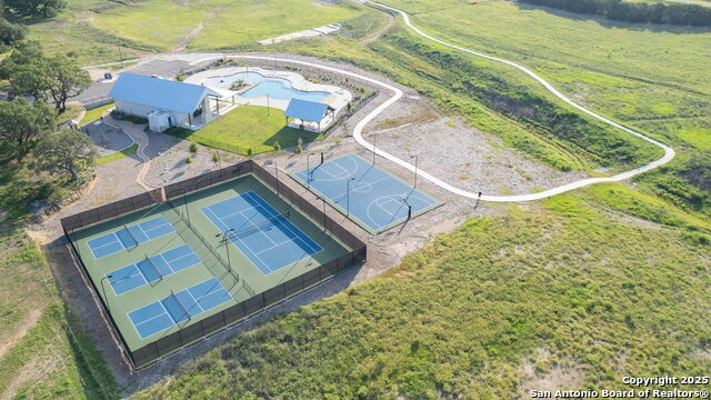 Image 9 of 13 For 34729 Carries Creek Dr