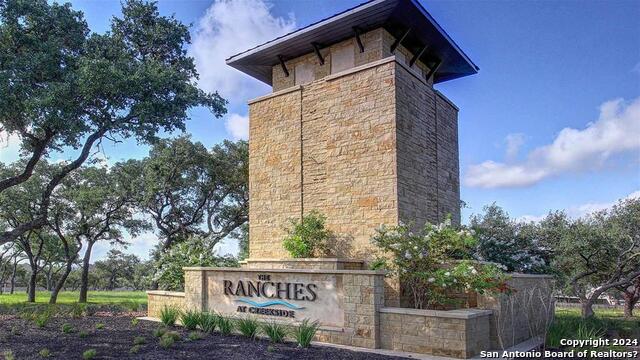 Listing photo id 6 for 109 Barton Creek