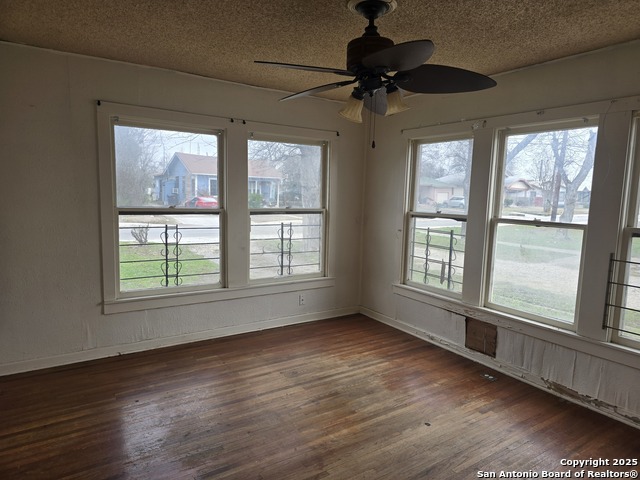 Image 11 of 20 For 202 Betty Jean St
