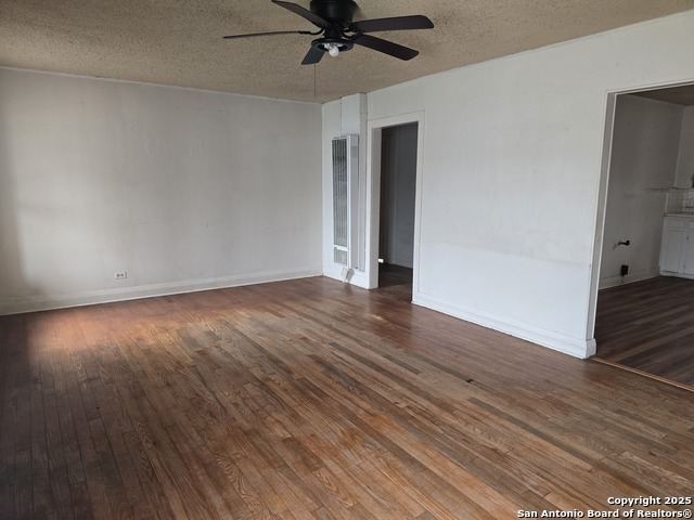 Image 5 of 20 For 202 Betty Jean St