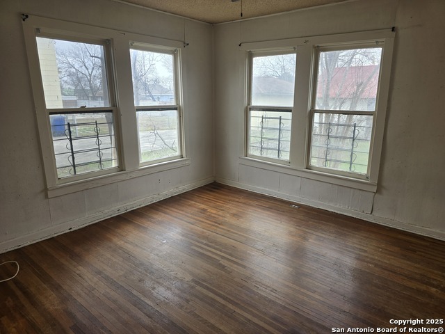 Image 9 of 20 For 202 Betty Jean St