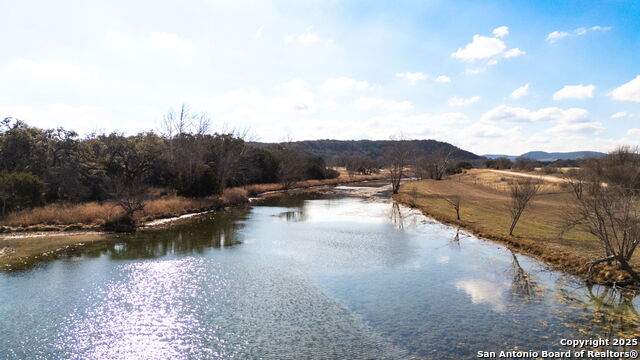 Image 14 of 16 For 5 Camp Creek Rd, Bandera, Tx 780