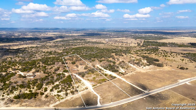 Image 5 of 16 For 5 Camp Creek Rd, Bandera, Tx 780