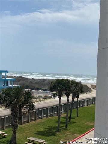 Image 19 of 27 For 800 Sandcastle Dr 214