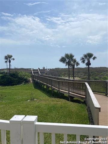 Image 23 of 27 For 800 Sandcastle Dr 214