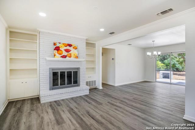 Image 10 of 29 For 306 Antler Dr